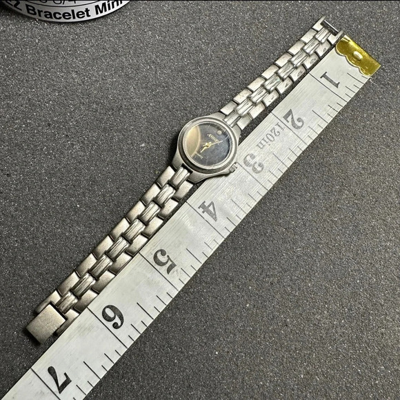 Casual Corner Annex Ladies Quartz Watch Silver Tone Black Diamond Dial Working - Picture 10 of 11